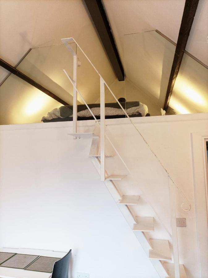 Mezzanine Style Studio Apartment 8 Londen Buitenkant foto